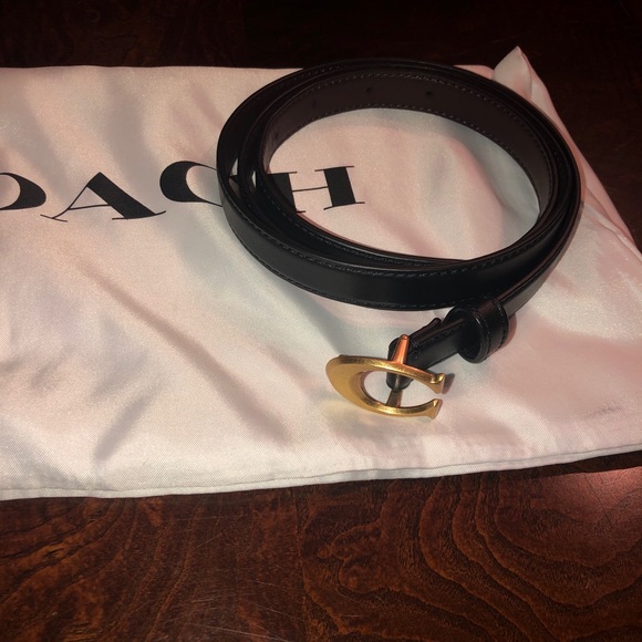 Coach 18mm belt Clearance